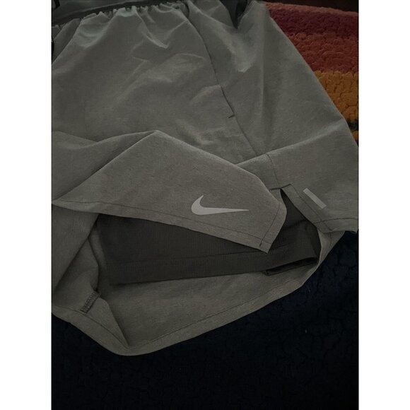 NIKE Flex Stride Men's 2-In-1 Running Shorts Gray EUC 2XL W - Picture 6 of 7